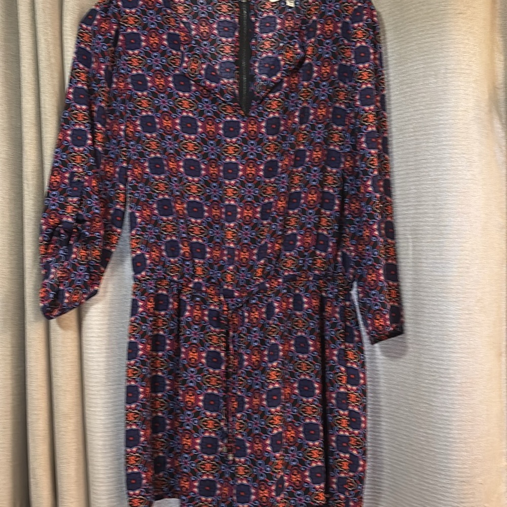 NWT Beautiful, colorfull, long sleeved romper Size Small - Picture 3 of 9